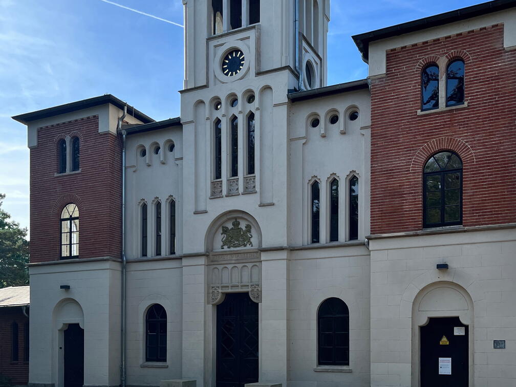 23-09-25 11-53-02 7418